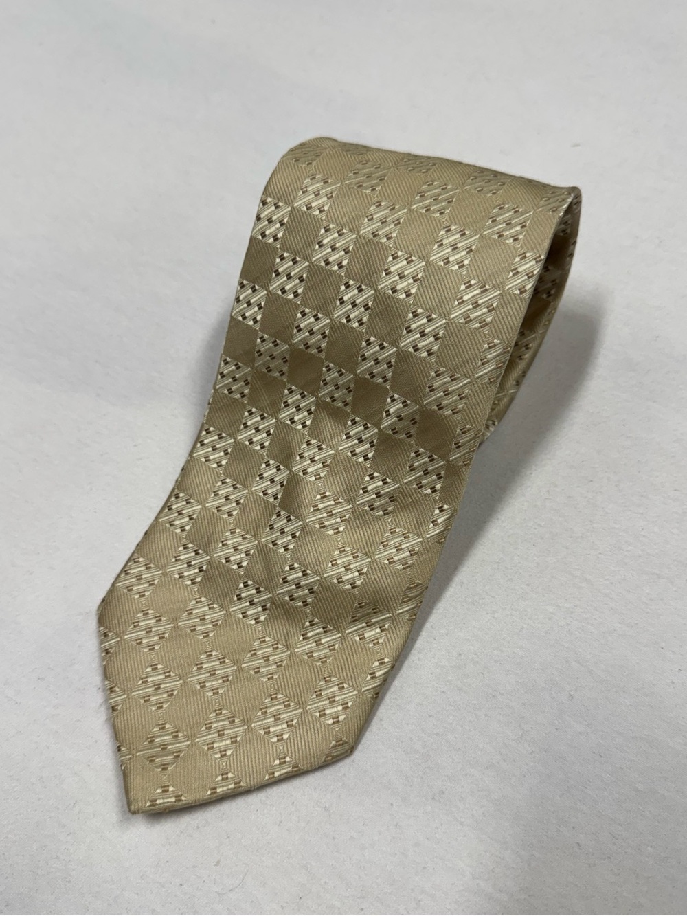 Brioni Mens 100% Silk Tie Beige Gold Geometric Checkered Made in Italy Luxury